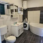 Niko Apartmán